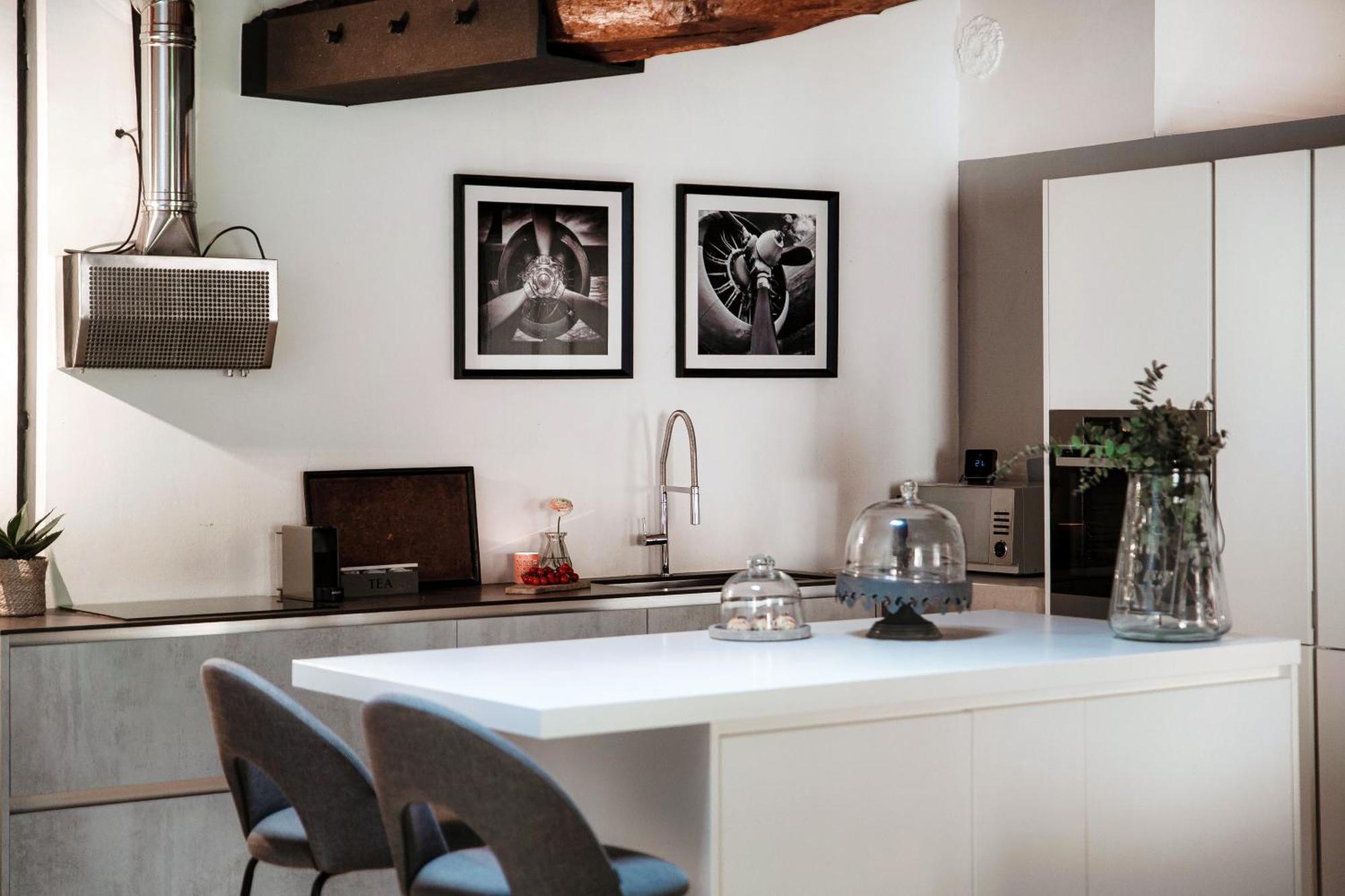 Corte Delle Rondini - Bymyhomeincomo Luaran gambar