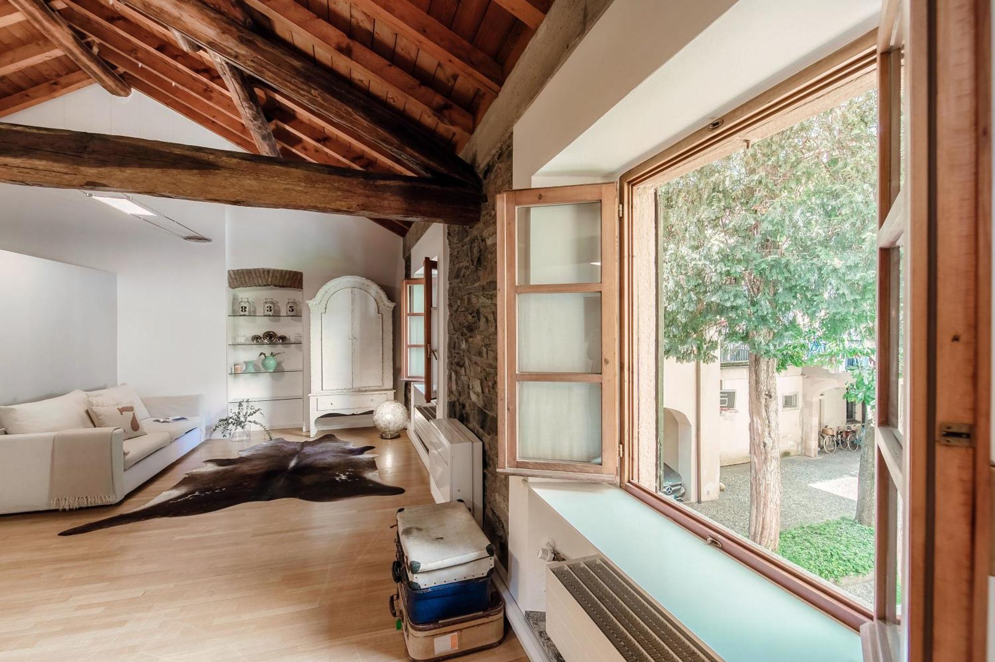 Corte Delle Rondini - Bymyhomeincomo Luaran gambar