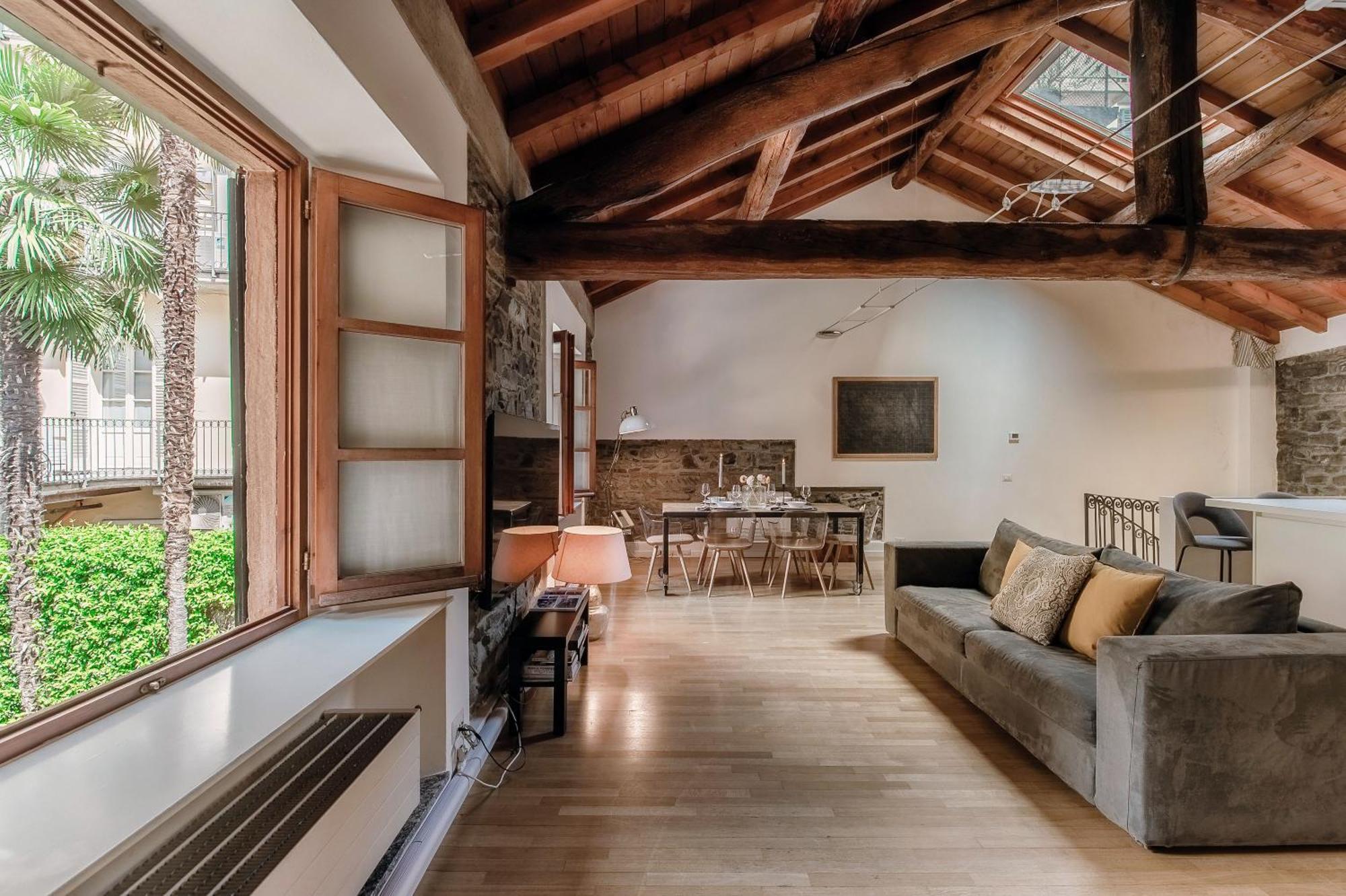 Corte Delle Rondini - Bymyhomeincomo Luaran gambar