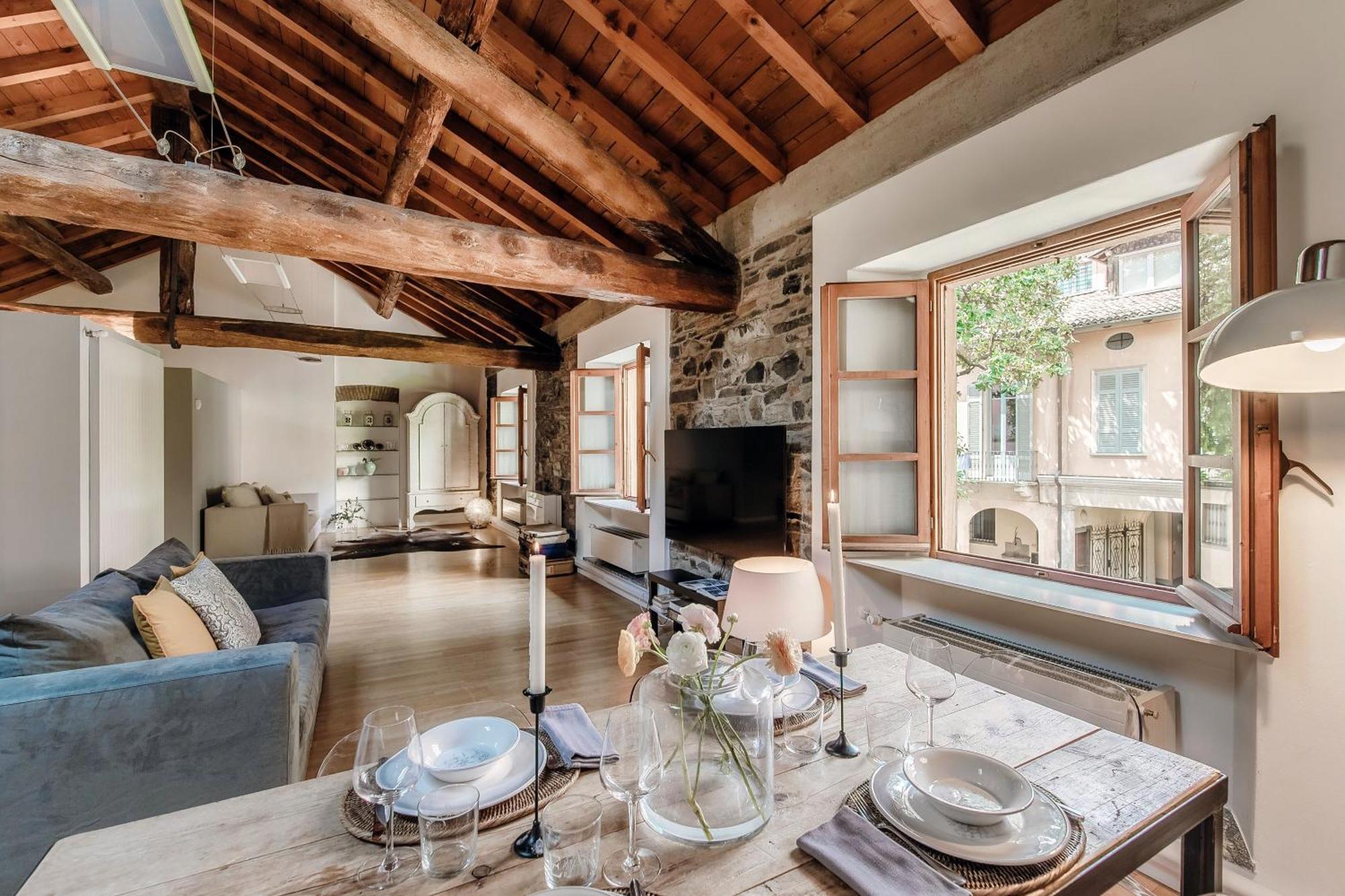 Corte Delle Rondini - Bymyhomeincomo Luaran gambar